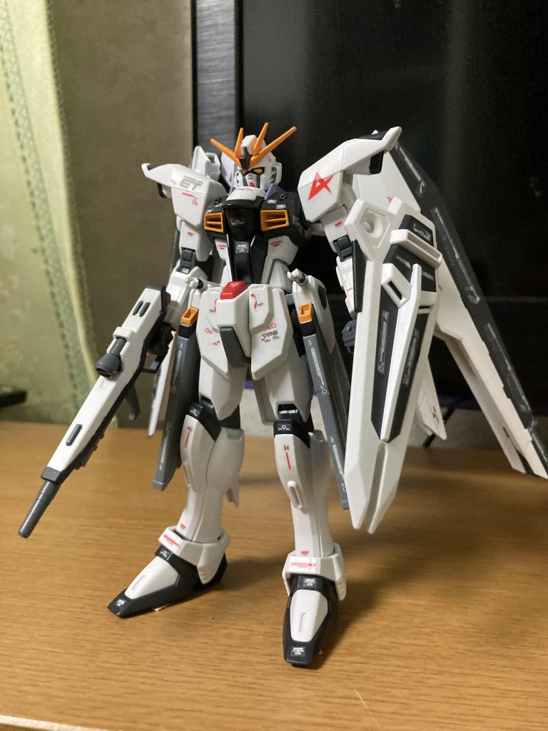フリーダムガンダム(νガンダムカラー)–2枚目/制作者：タカヒロ