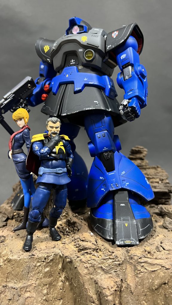 最後にG.M.Gシリーズのランバ・ラルとハモンさんのフィギュアとじつはこのGMGラルに似合うガンプラを作りたいと考えてこの制作はスタートしました。 正直ガンダムキャラクターの中で一番好きなキャラクターがランバラルなので、細かいところまでこだわって作ってみました。