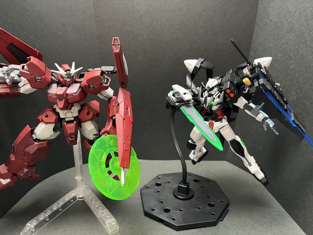 ソフィ『ふざけやがって…合体してなんなんだよ？ビームソーで刻んでやるよっ！クレア『貴殿はアスティカシアから私にやられにきたんだよなぁ！