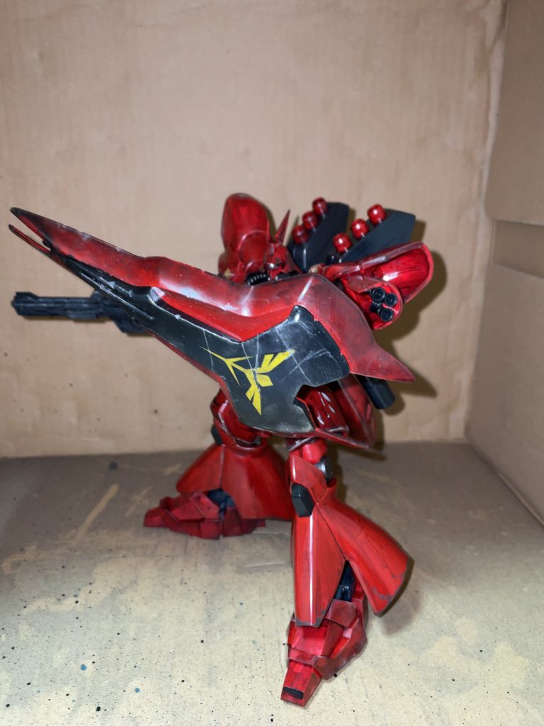 MSN-04 SAZABI–2枚目/制作者：薩摩模型塗装工務店