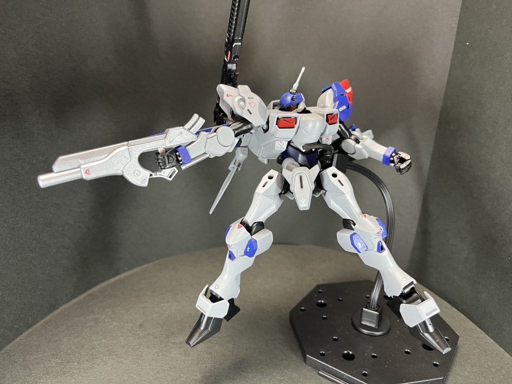 決められた道を ただ歩くよりも選んだ自由に 傷つく方がいい倒れるまで 走るくらい熱く生きて みたいから