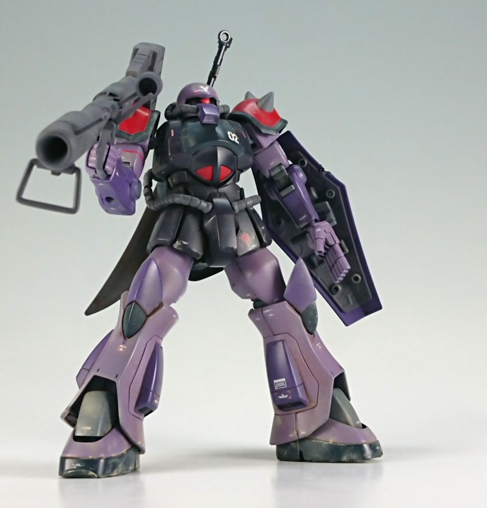 角が無いだけで頭はグフです。