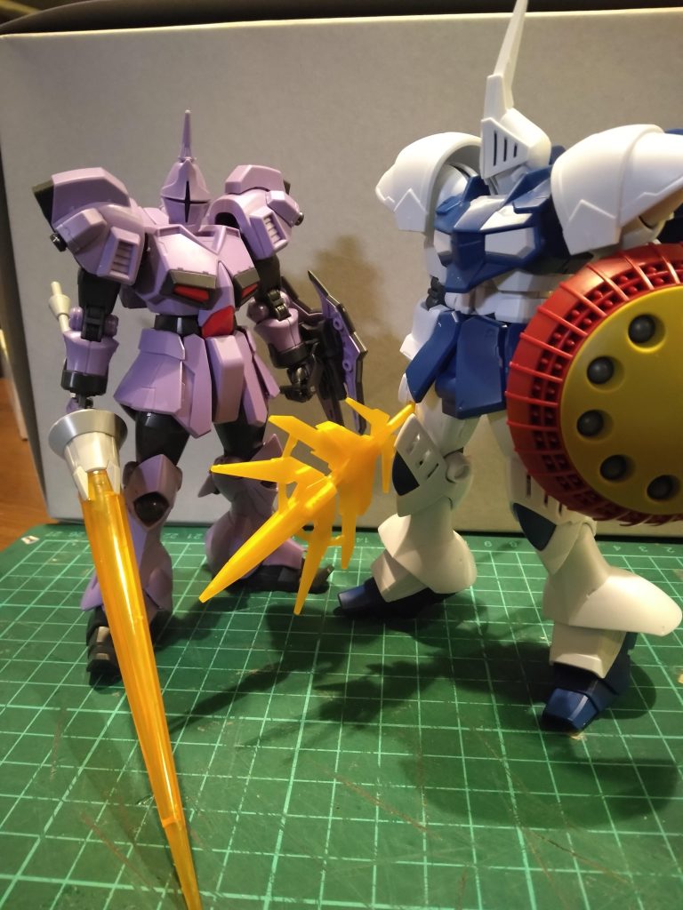 この2体のミキシング。当然ながら組み替えだけでパーツがはまりますので、とっても簡単♪