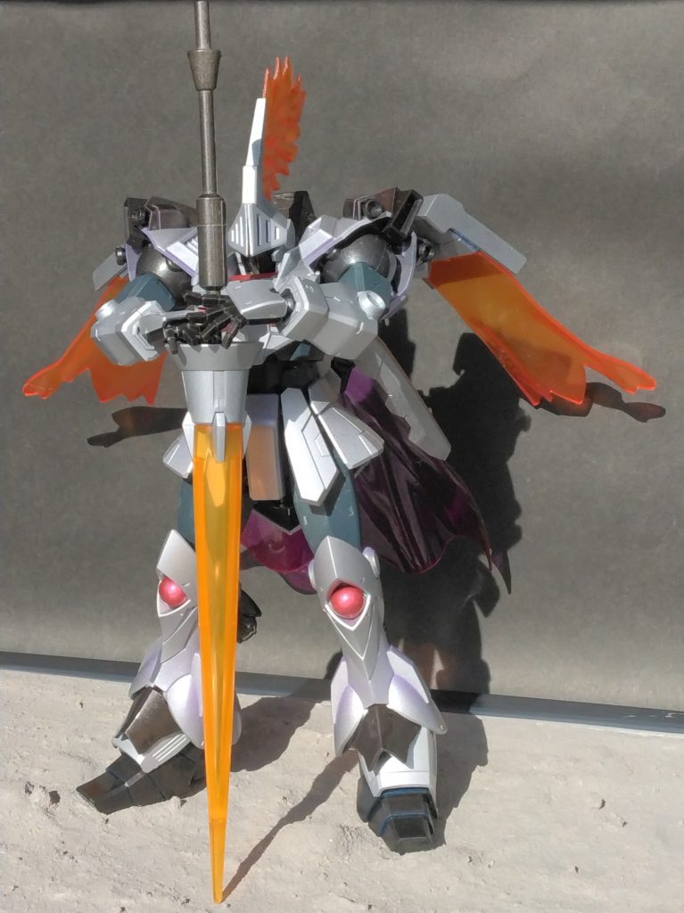 太陽光で立ち姿。