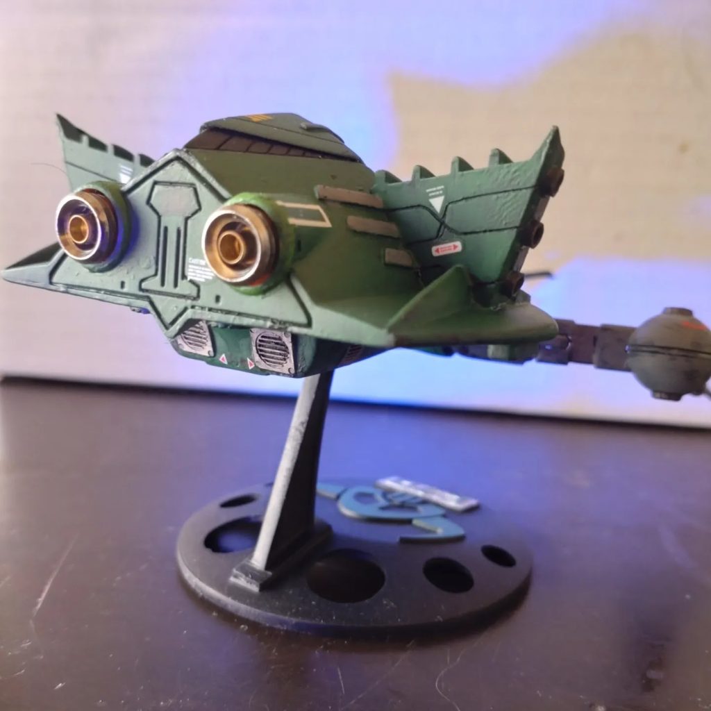 金属パーツもちょいちょい入れつつ