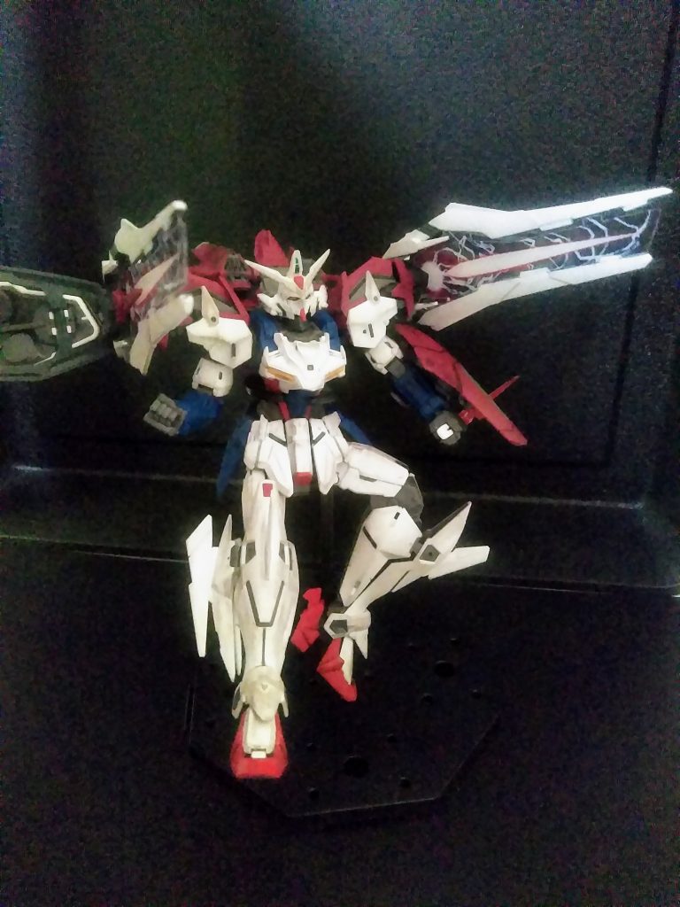 もう、パーツの仕様を観ただけでコウナル事は予想が付いた「スラスト ビーム キャノン」❗😁 放電エフェクトが付属です🤗