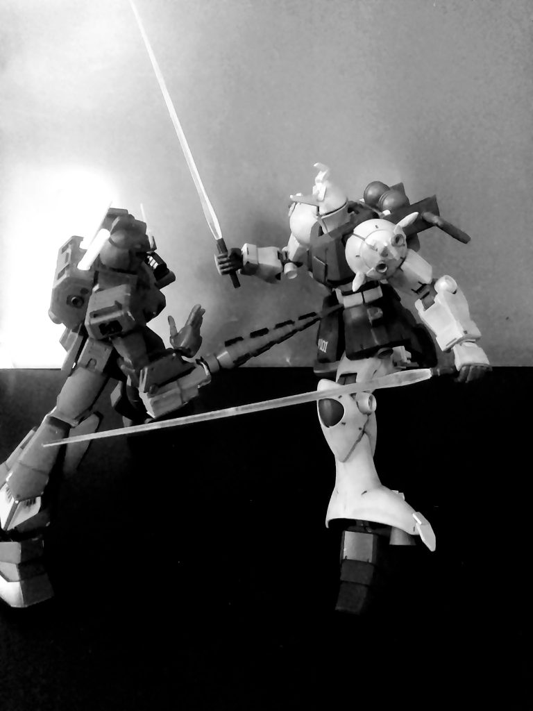 この後大破した機体を調べた兵士は云います 「ウわっ❗ミンチよりヒデェっ❗❗」 う~ん🤔 「ミンチより」ってDONだけ❓🧐