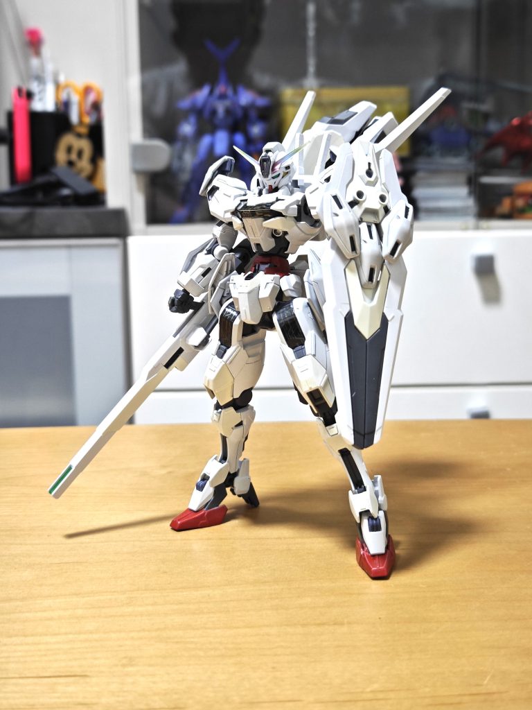 白の塗り分けは4色使ってます