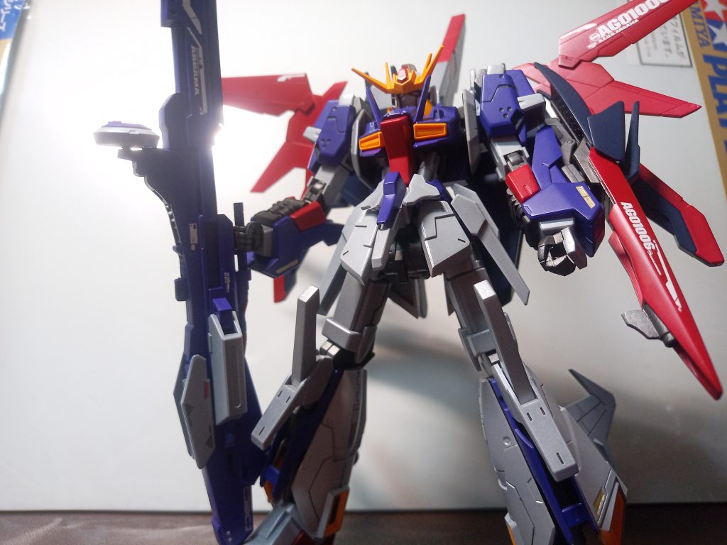 あおりで。ハイパーメガランチャーはHGUCのものに、レドームだけ付ける改修をしました。 