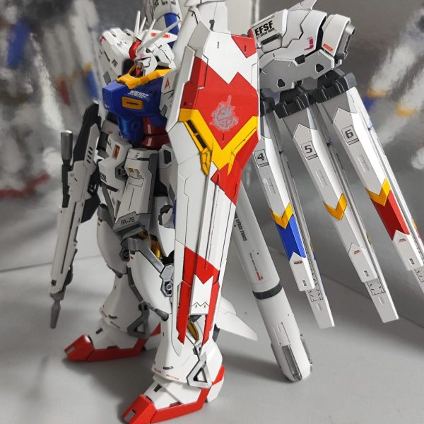 RG Hi-νガンダム 78カラー