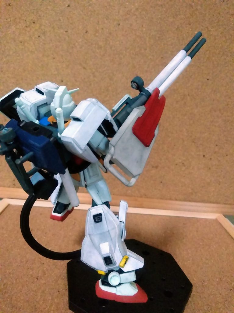 投擲してしまった『ジャベリン』はドウデモ良いので『今回の見せびらかしウェポン』『ダブルバレル ロングレンジ ビームライフル』を御披露目です😤　　　　　　　　　　　　　　　　いや・・・名前が長い😭