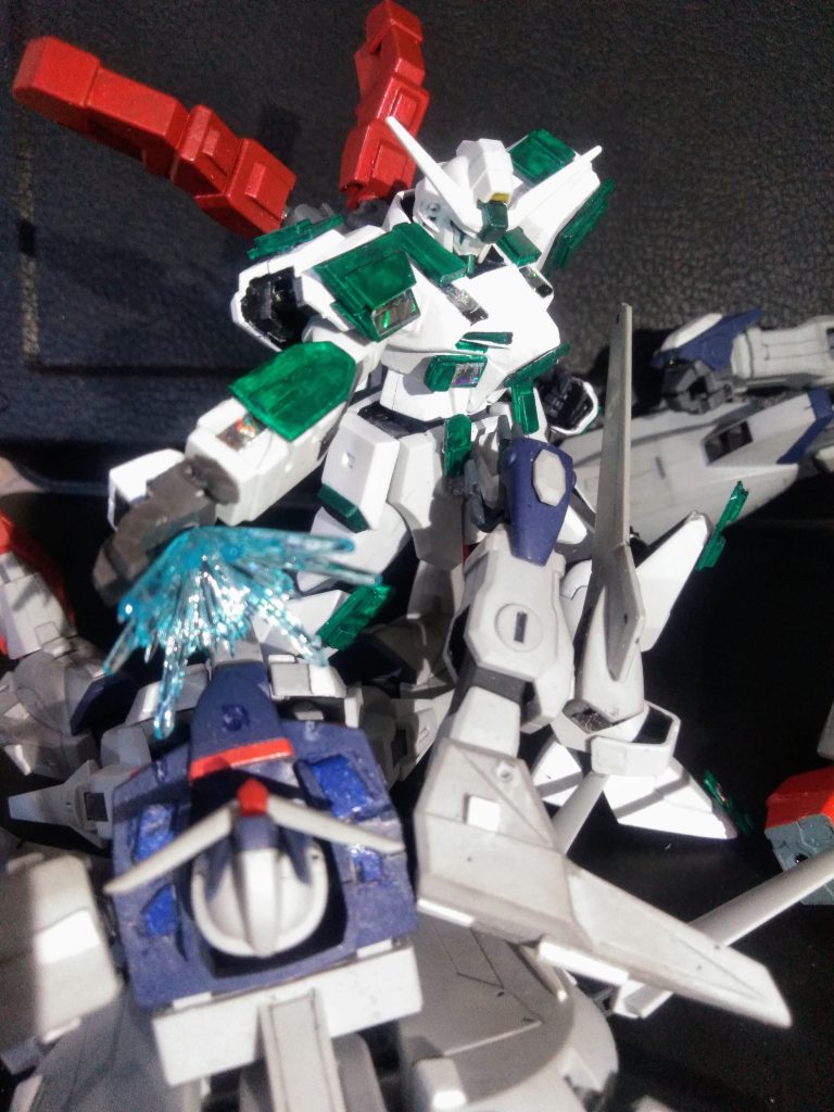 『デュランダル議長』の呪縛から　　　　　　　解放する為に『レジェンド G 』を破壊　　　　　　　　　『レイをガンダムから』降ろさせます😏　　　　　　この時ナンやカンやと『レイ』を　　　　　　　　　　心から思う言葉を投げ掛けます😭