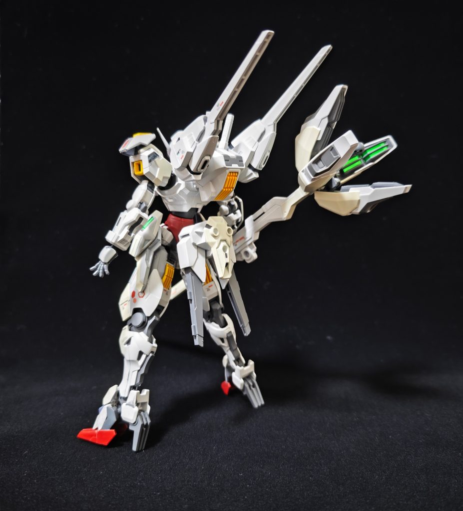 バックパックとお尻のアーマーはそれぞれ5mmほど上位置に。