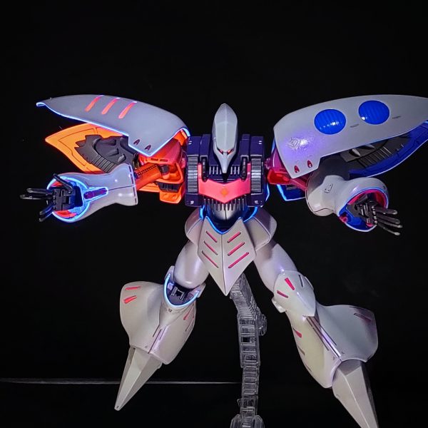 サイコフレーム搭載キュベレイ？？