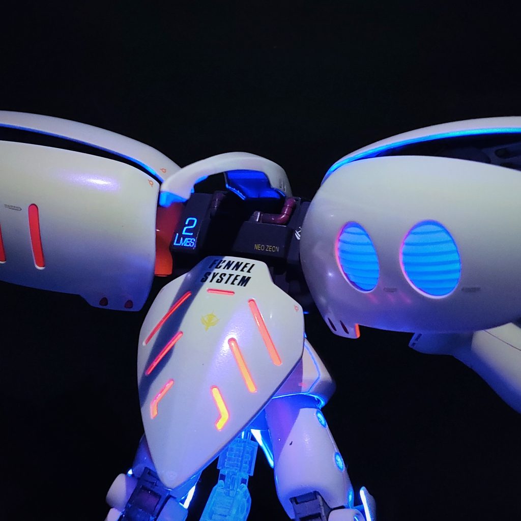 浮かび上がる2-Lmesの文字