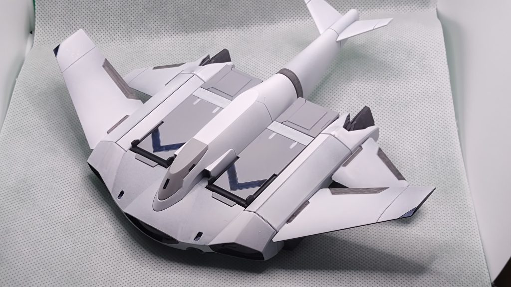 白いティックバラン–2枚目/制作者：ウサ耳コアラ