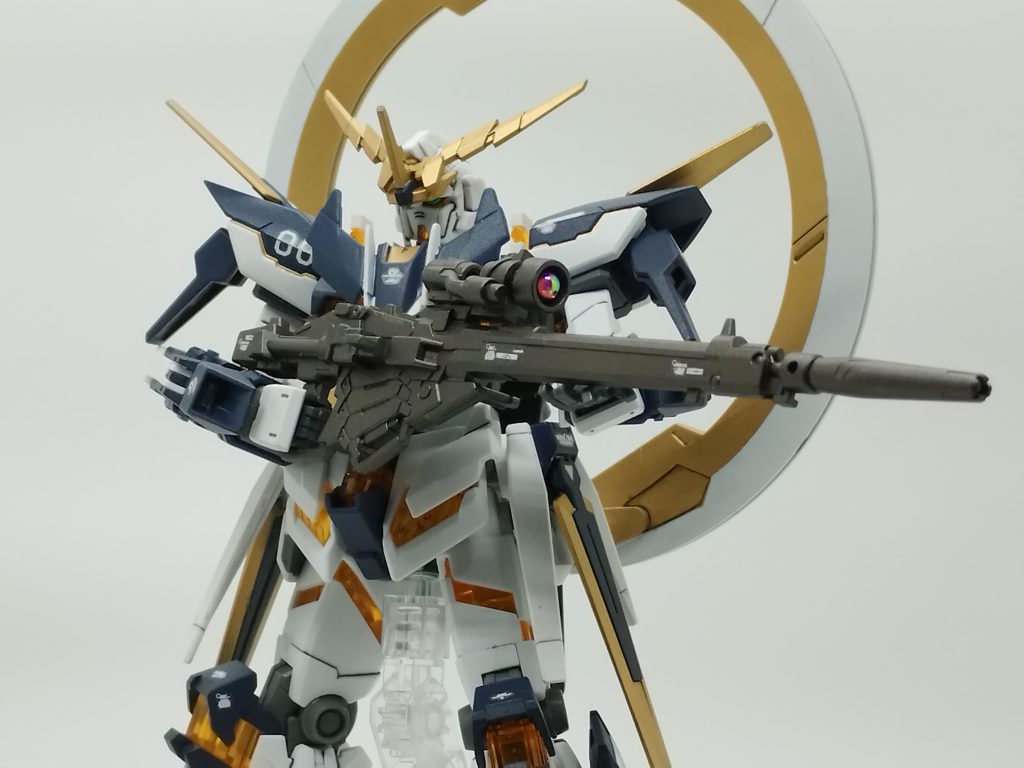 It's called the Beam Magnum Sniper Rifleビーム・マグナム・スナイパーライフルと呼ばれている。