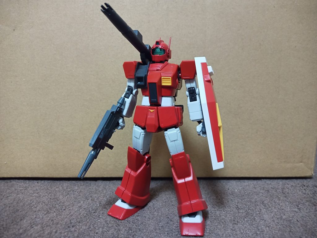 おまけ2旧HGUCガンダムのシールド持たせてみました劇中ではこの姿で登場してませんがMGだと付属してるしやっぱシールド持ってるといいですね最後までご覧いただき有難うございました(о´∀`о)