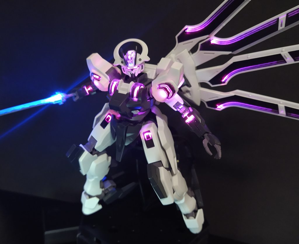 ポージング!追記します!オープニングシーンですビットステイヴは飛ばしてましたが…