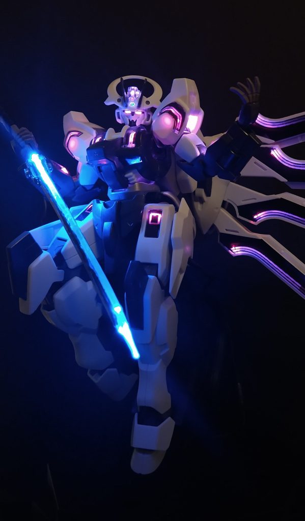 「その高潔さが、傲慢さが、兄さんの罪だ」pixivでみたポージングを真似しました…(汗)