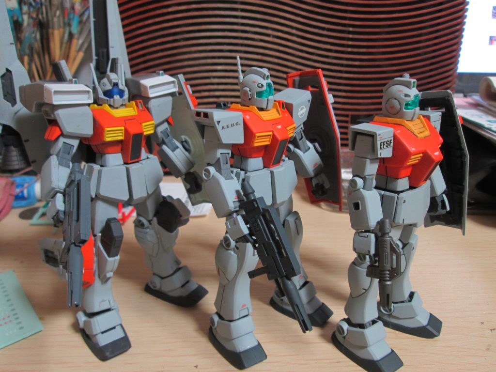 ジム、ジムⅡとの3世代のスリーショット。