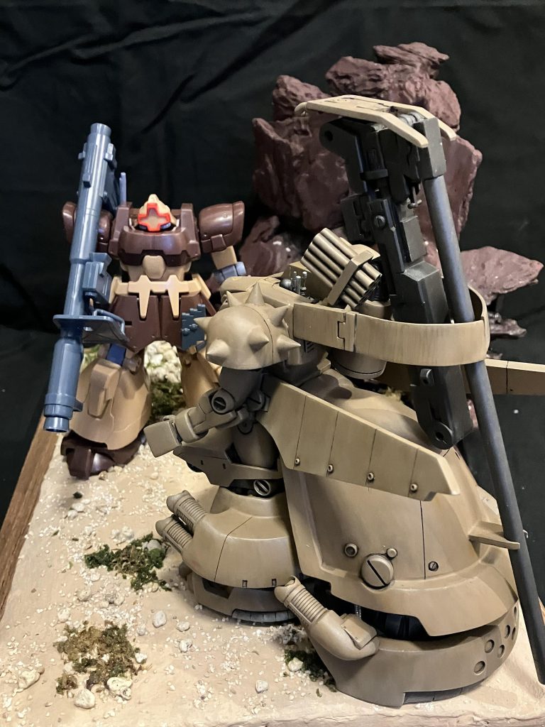 今回のメインはザメルの初期案のメルザ・ウン・カノーネです♪ザクⅡF2以外は素組みになります家にあるものを集めたものなので、機体が違ったり色が違ったりします動画が見つからなかったから細かい描写やセリフは分かりませんでした一部の切り抜きで分かる範囲でジオラマ再現しましたなのでセリフは脳内再生してくださいm(_ _)m話数は1話、2話となります♪