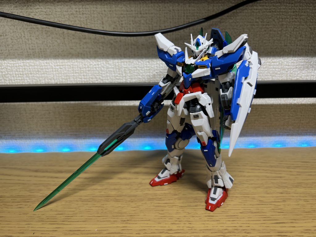 「マスオディテール」を入れた状態。誌面を見れば見るほど細かいところにスジボリがしてあって心が折れそうになりました。プロモデラーってすげえなあ