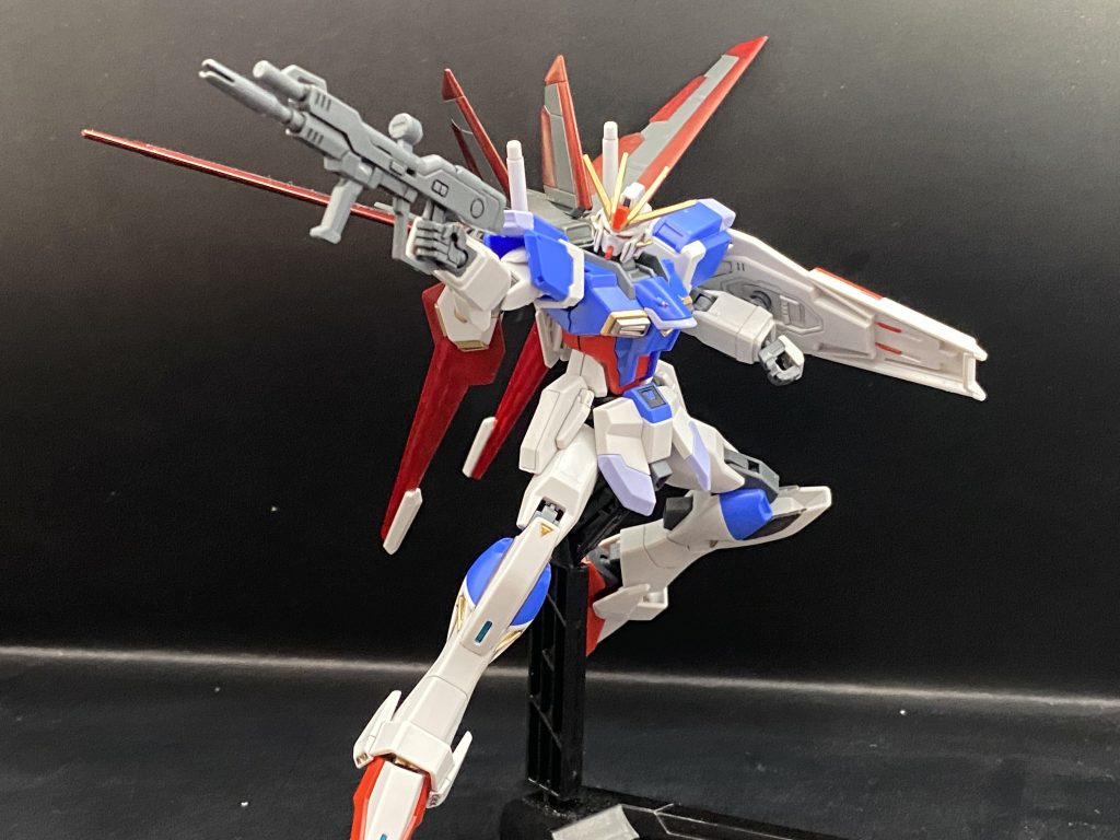 おなじみのシード撃ちのポーズ！かっこよく決まります！