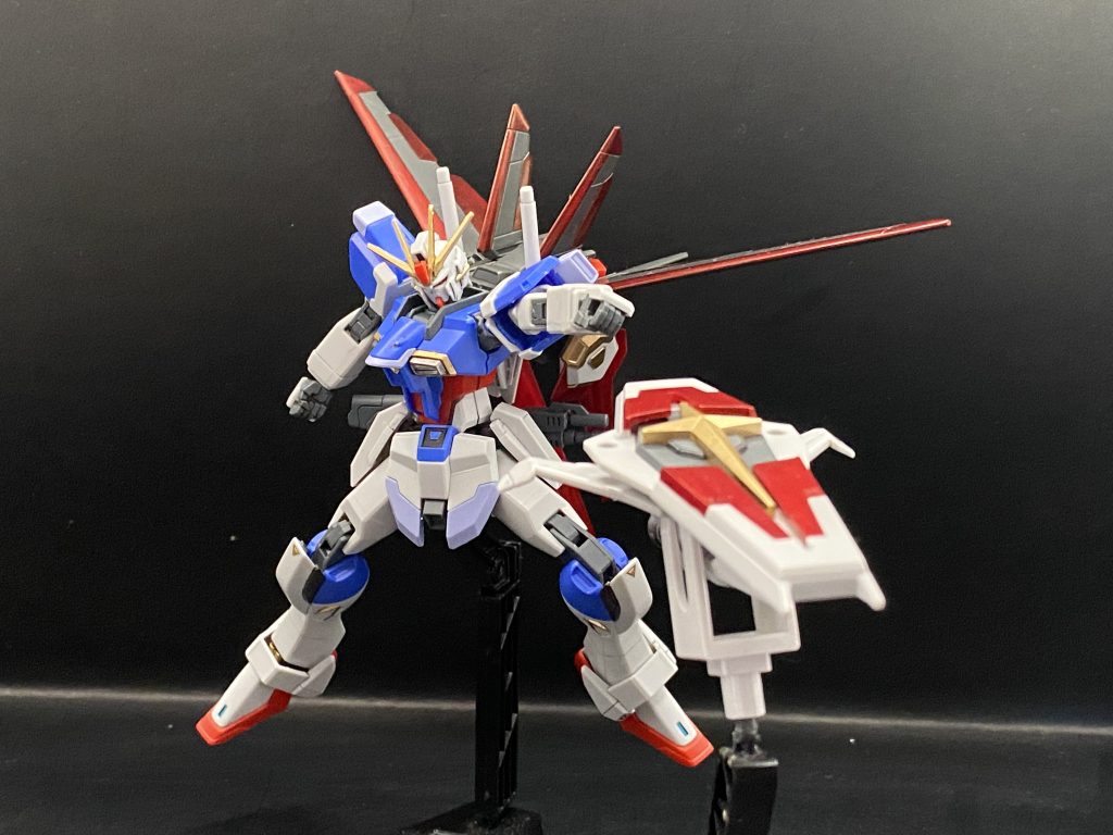 劇場版シード機体特有のシールド投擲フォースシルエットを射出した後のコアスプレンダーに頑張ってもらいました。