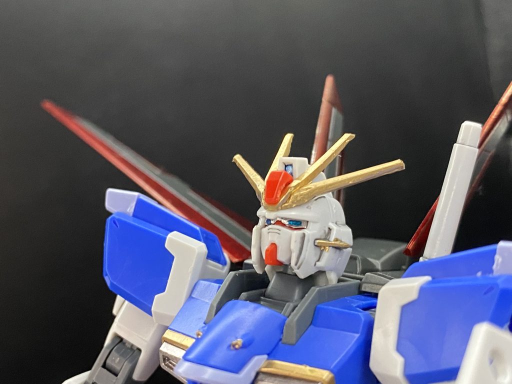 ガンメタでクマドリ塗ったんですが上手く混ざってなかったみたいでシルバーっぽくなりましたがここも本物との違いということでこの後ミキシングして20日までに間に合うようにミキシングを完成させる予定です