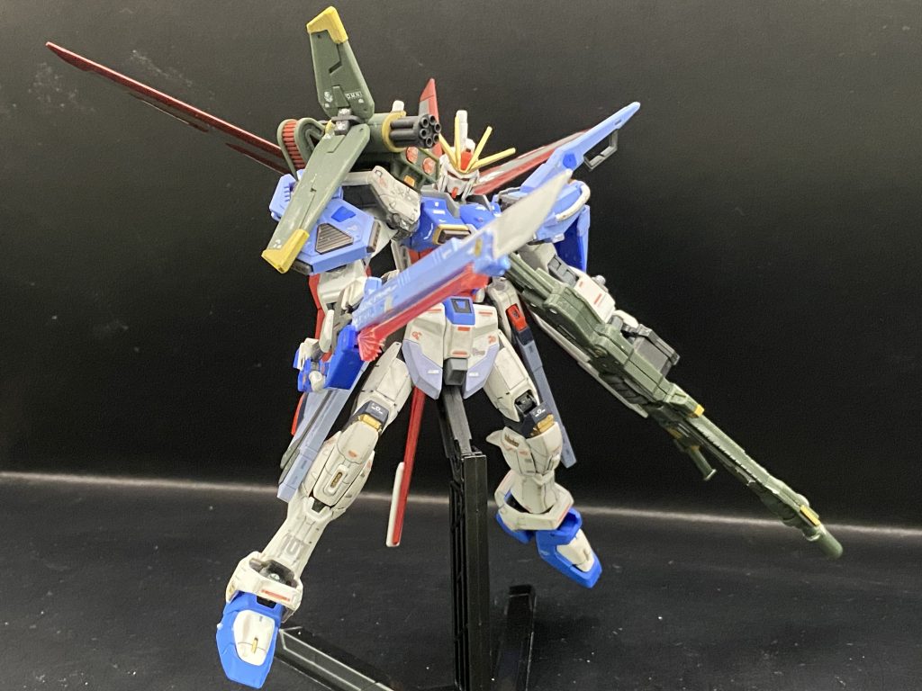 シュゲルトゲベール!見た目からしてまさに男の子の好きなやつ〜ってなる武装!