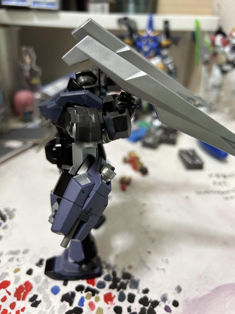 肩部にバスターライフルを二門装着しました。