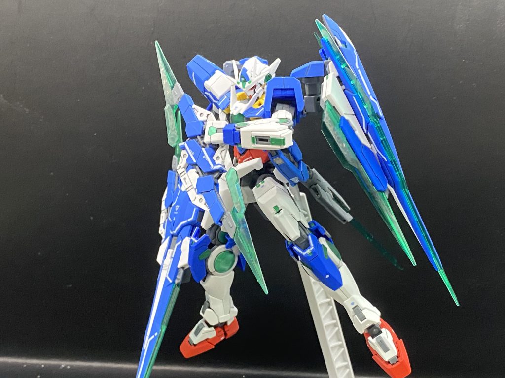 そしてGNフルセイバーからガンブレードを2つ外してツインエッジに!本当に色々と遊べるキットです。