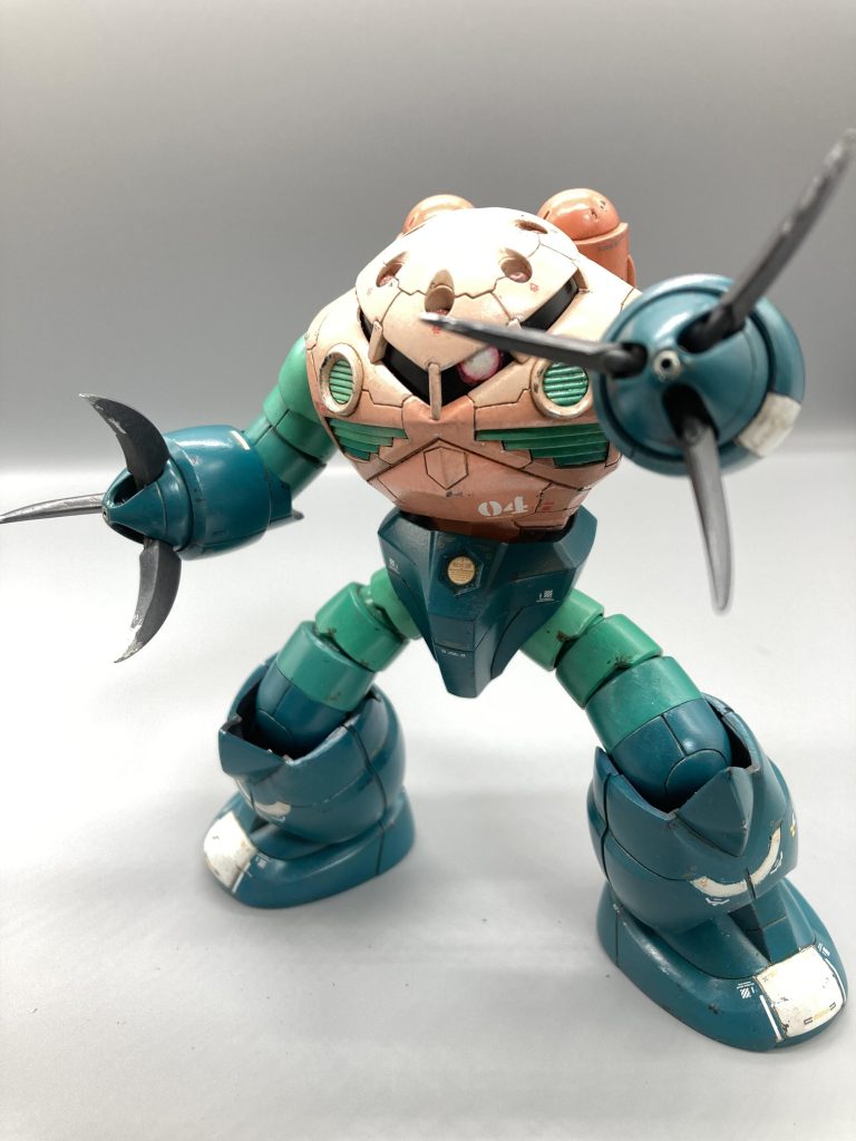 メガビーム砲射出。