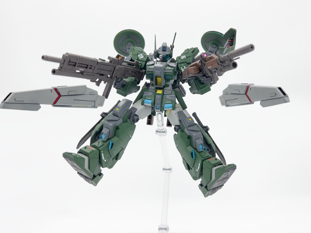 背面のプロペラントタンク風の部分は、実はライフルビットとして使用できます。この辺りにちょっとビルド系っぽい遊び心を入れてみました!