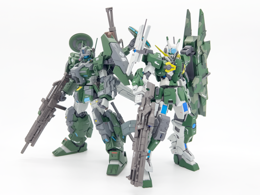 過去作「サダルスードヴィジランス」と。どちらもいわゆる「俺ガン」ですが、今回のジムの方がよりチーム戦を意識した機体になります。