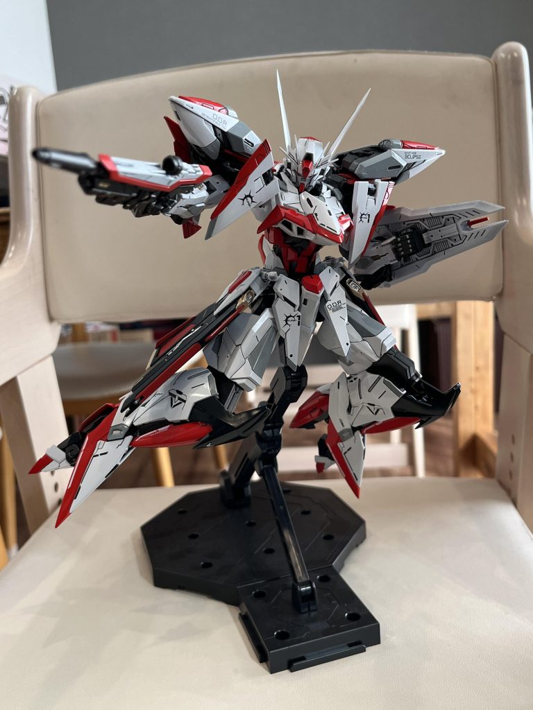 最終決戦を前に開発中のエクリプスを盗んで、アスランには「ジャスティスなんか乗っとらんとこっちに乗りなさい」と強制的に搭乗させるお姫様…最後にお姫様から一言「この2機でラウ・ル・クルーゼ秒殺マジウケる」とのことです