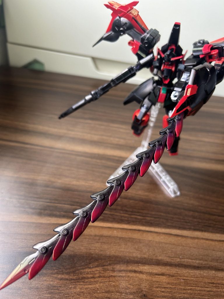 ヒートロッドを真っ直ぐに伸ばして突き刺す用にもできます。