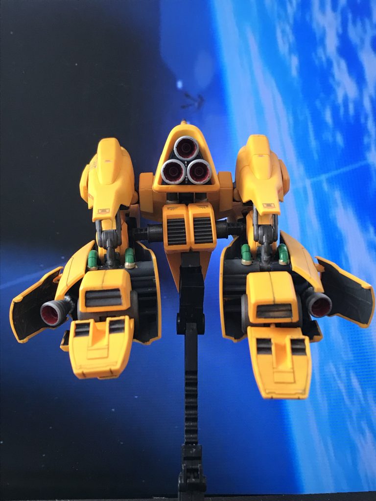 MA形態3 背面撮影。ある意味子の機体でグリプス戦役生き残れたのは奇跡ですよね(1回撃破されてますけど)。このあとZⅡやリゼルの基礎になる機体。ファもある意味ものすごく貢献していますね。