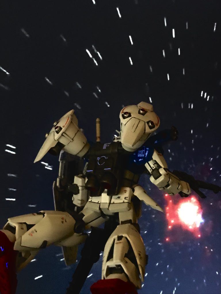 ガトーS0の報を受け、コンペイトウ方面へ急行するフルバーニアン!コウ「間に合え、間に合え、間に合え~~」