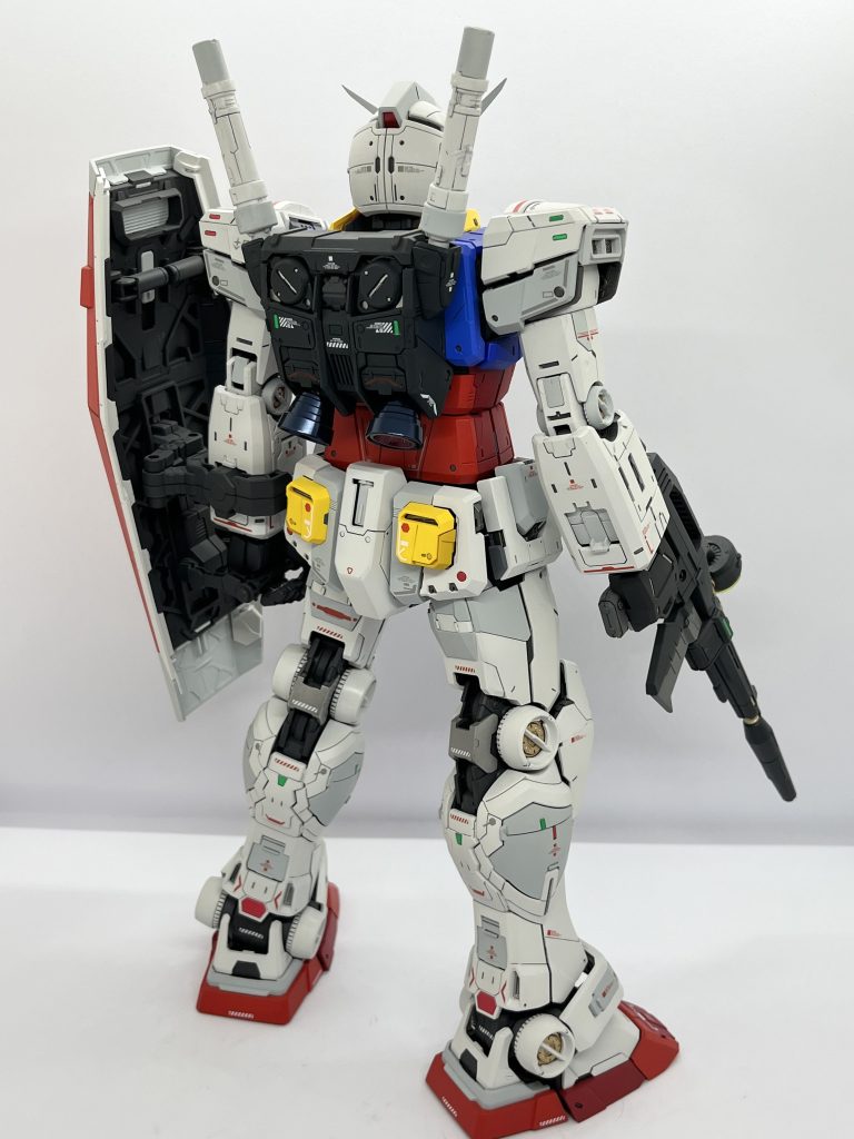 背面ショット。