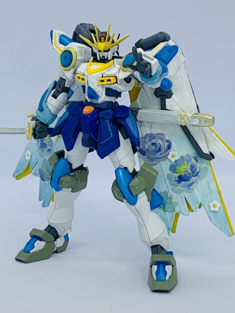 という訳で最新キットでリメイクした珠美ガンダム、珠ブルーミングガンダムでした。さて、もうひとつSEED系で一大プロジェクト進行中でして、プラモはもうできてるんですが上手くまとめたら投稿します。チラ見せ先行公開しますね。