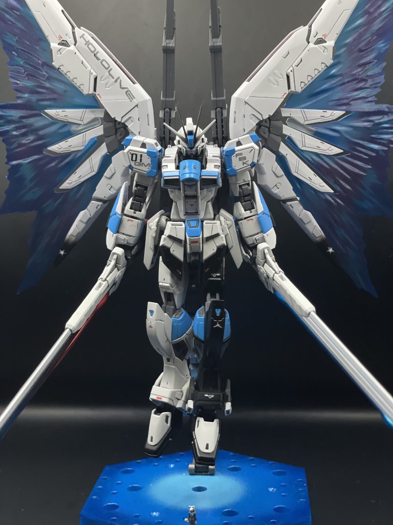 光の翼もフブちゃんイメージカラーで仕上げ直しています！