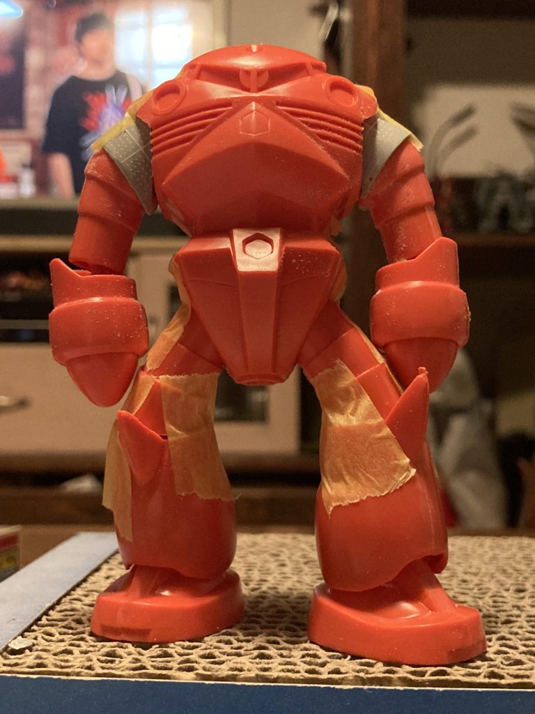 肩幅を少し変更と腕を少し延長 