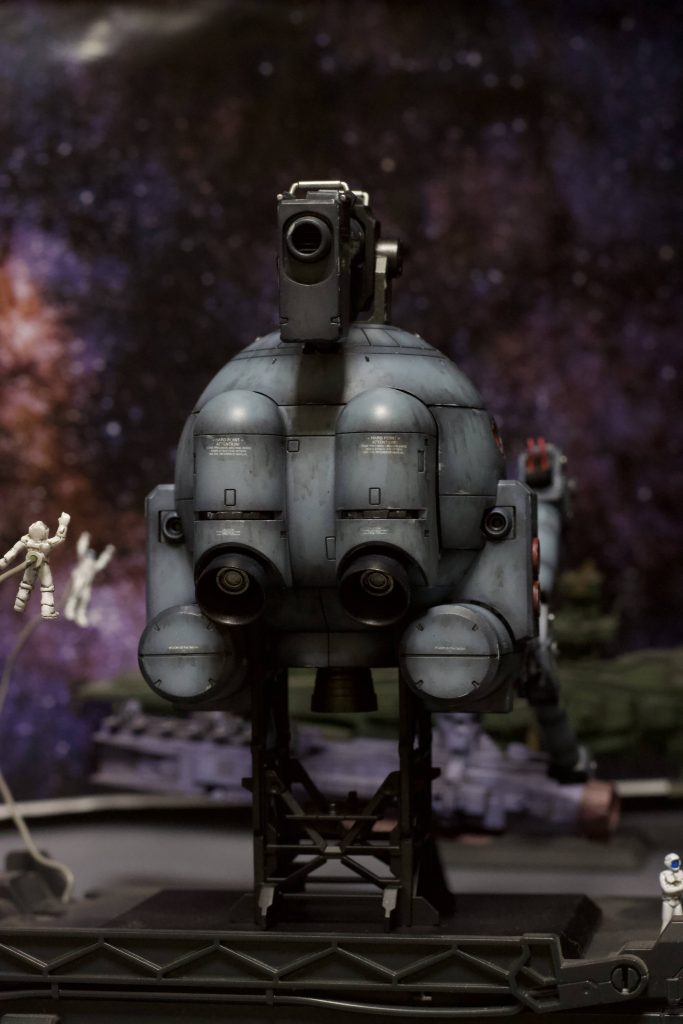 リアです。とても組みやすかったのですがアーム部分はABSなので割らないように注意が必要です！