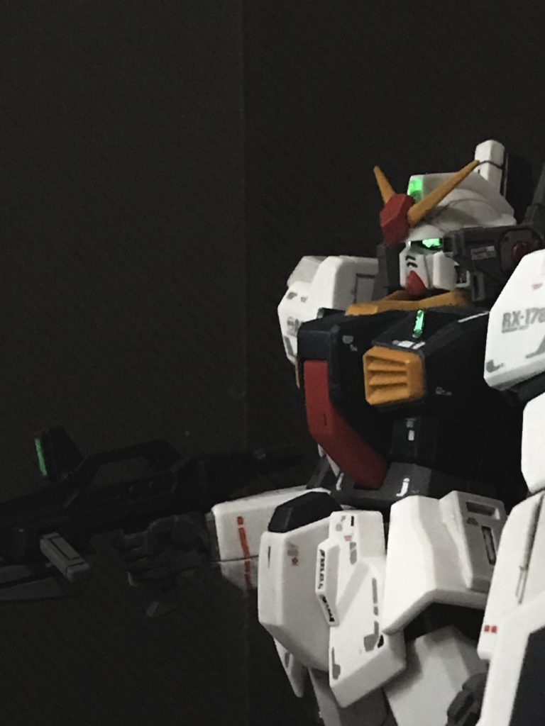 上半身アップデーカールはRGのものを使用。