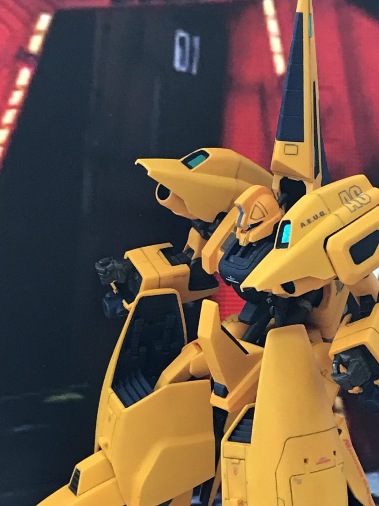 MS形態4 アーガマカタパルト発艦準備。