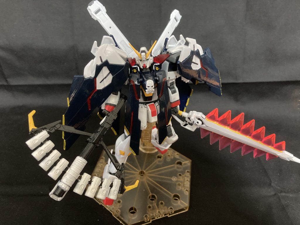 原作のフル装備シーンをイメージ、実は放熱状態で左のフロントアーマーは無いのが原作ですが、プラモブログとして一応完全版で撮りたかったので今回は(*´꒳`*)