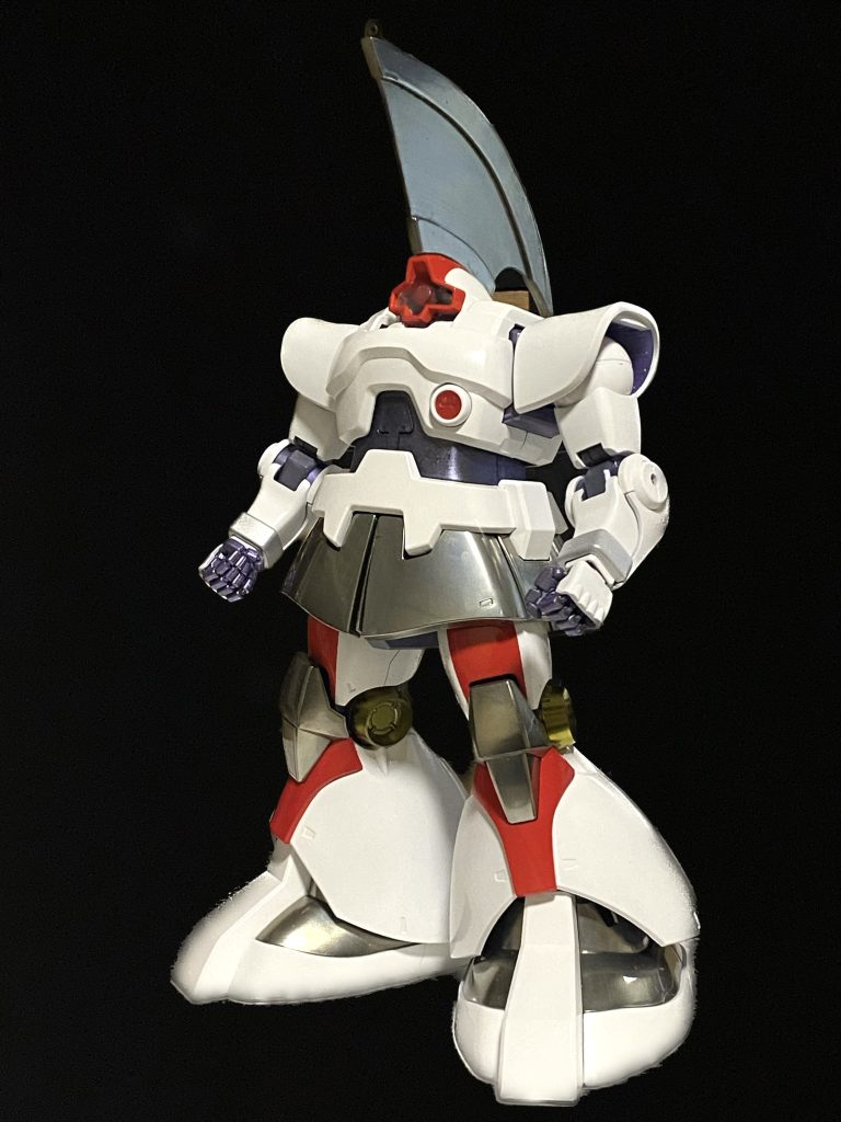 装備なし素立ち　シルバーや金はボーンペイントでメッキ調にしています。