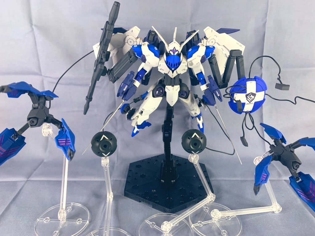 最後に、ワイヤー射出系武器満載なので、全部射出させてみました笑（我ながらワイヤー多くてくどいし、わちゃわちゃしてますよね笑）